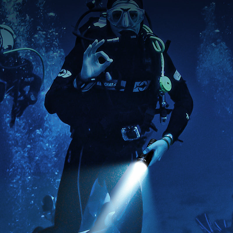 Smiling Shark SD-Q35 Super Bright 6000LM Scuba Diving Torch 40M IPX8 Professional Flashlight IPX8 Waterproof 40m Flashlight for Diving