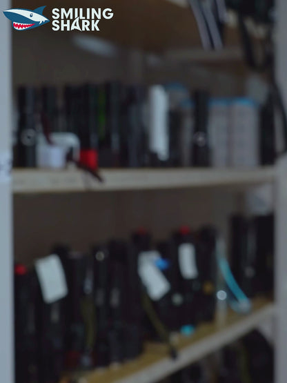 Smiling Shark Mini Led Flashlight- USB-C Rechargeable,Waterproof, With Magnetic Tail and Clip-SD1026